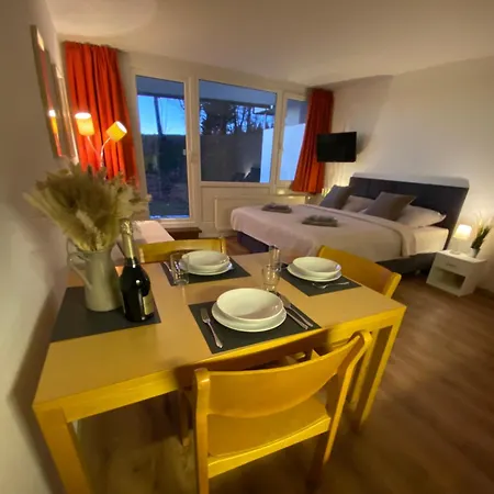 Apartamento Pool, Sauna, Wellness, Gartenterrasse Engelmeer